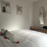 La Petite Escale Semesterbostad