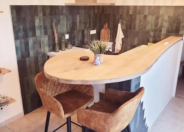 La Petite Escale Nyaraló Lunel